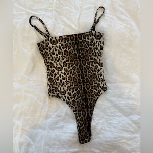 Leopard Print Bodysuit Size Small Women’s